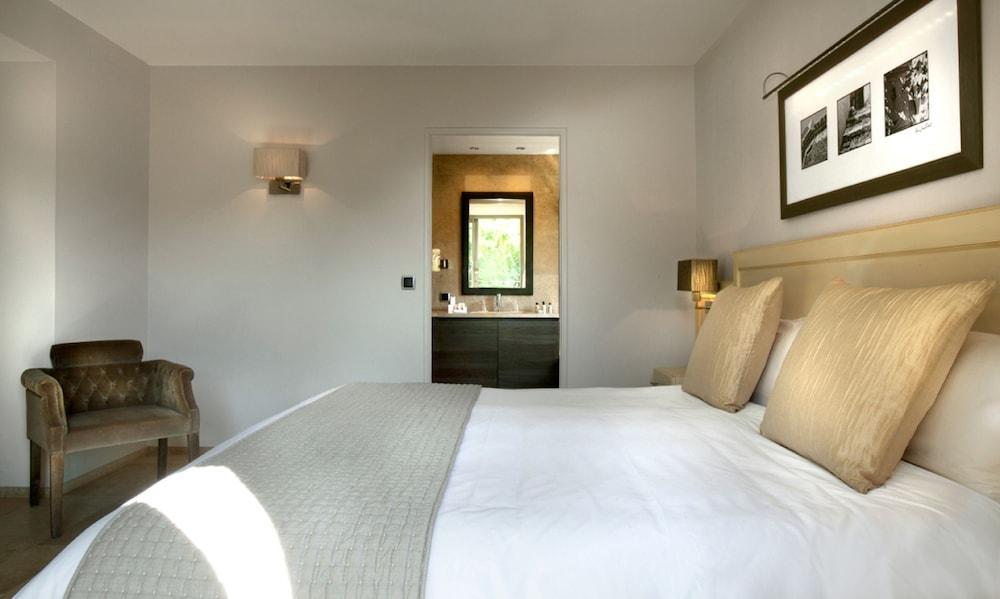 Residence Hoteliere 4 Etoiles Les Mas Du Grand Vallon Мужен Екстер'єр фото